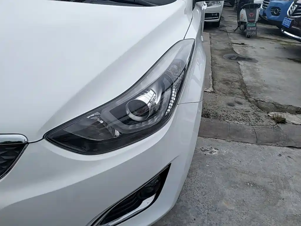 Hyundai Langdong 2016 1.6L Automatic Smart Edition