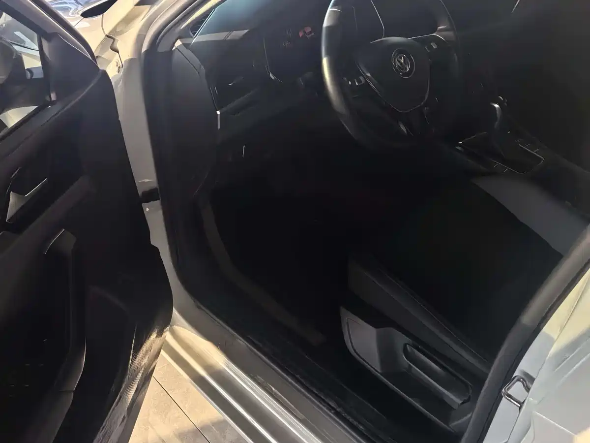 Volkswagen Sagitar 2021 280TSI DSG Surpassing Edition