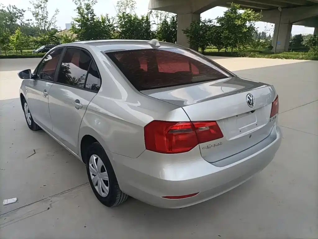 Volkswagen Jetta 2015 Value Edition 1.6L Manual Fashion