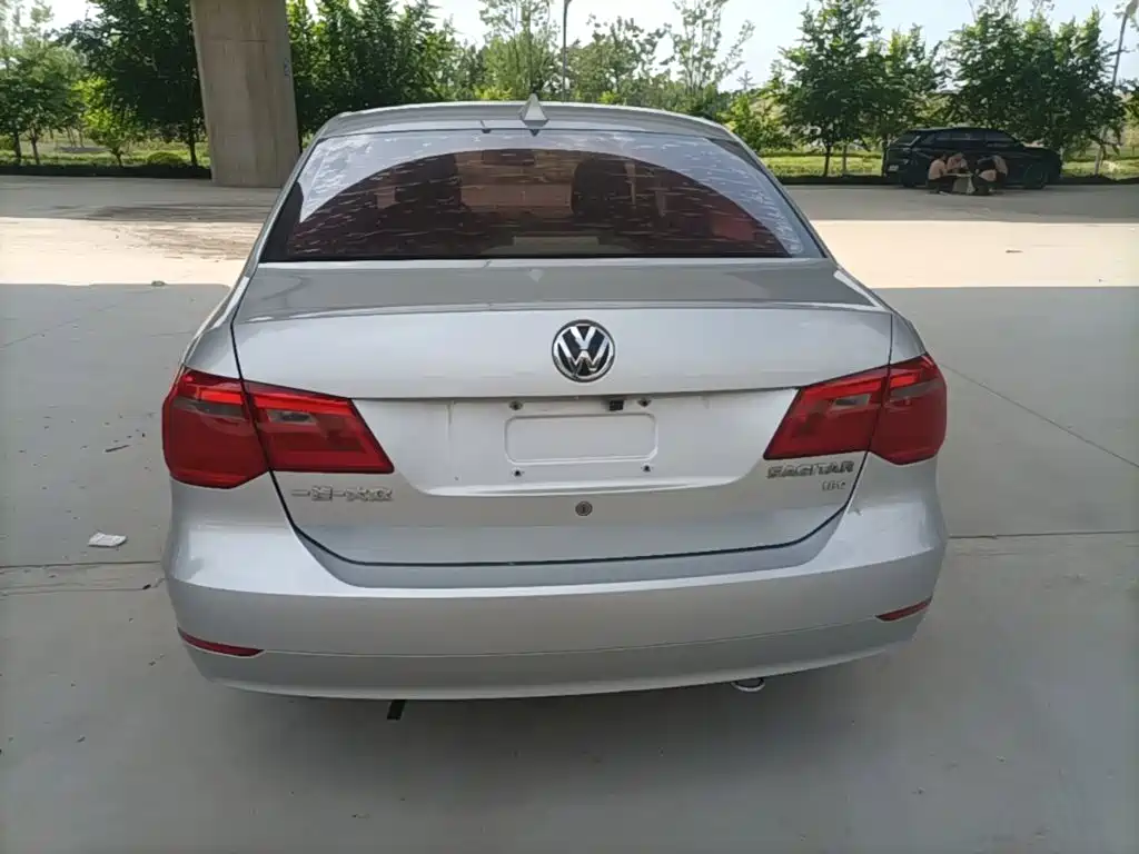 Volkswagen Jetta 2015 Value Edition 1.6L Manual Fashion