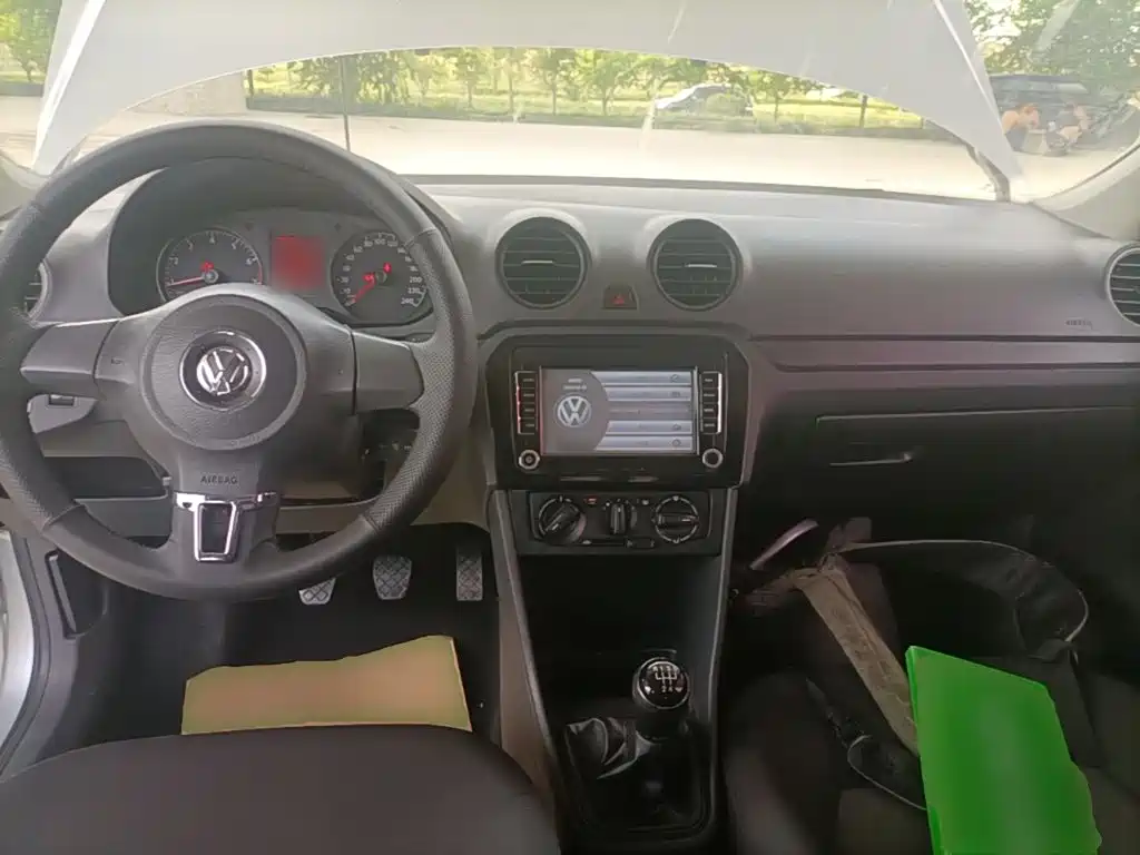 Volkswagen Jetta 2015 Value Edition 1.6L Manual Fashion