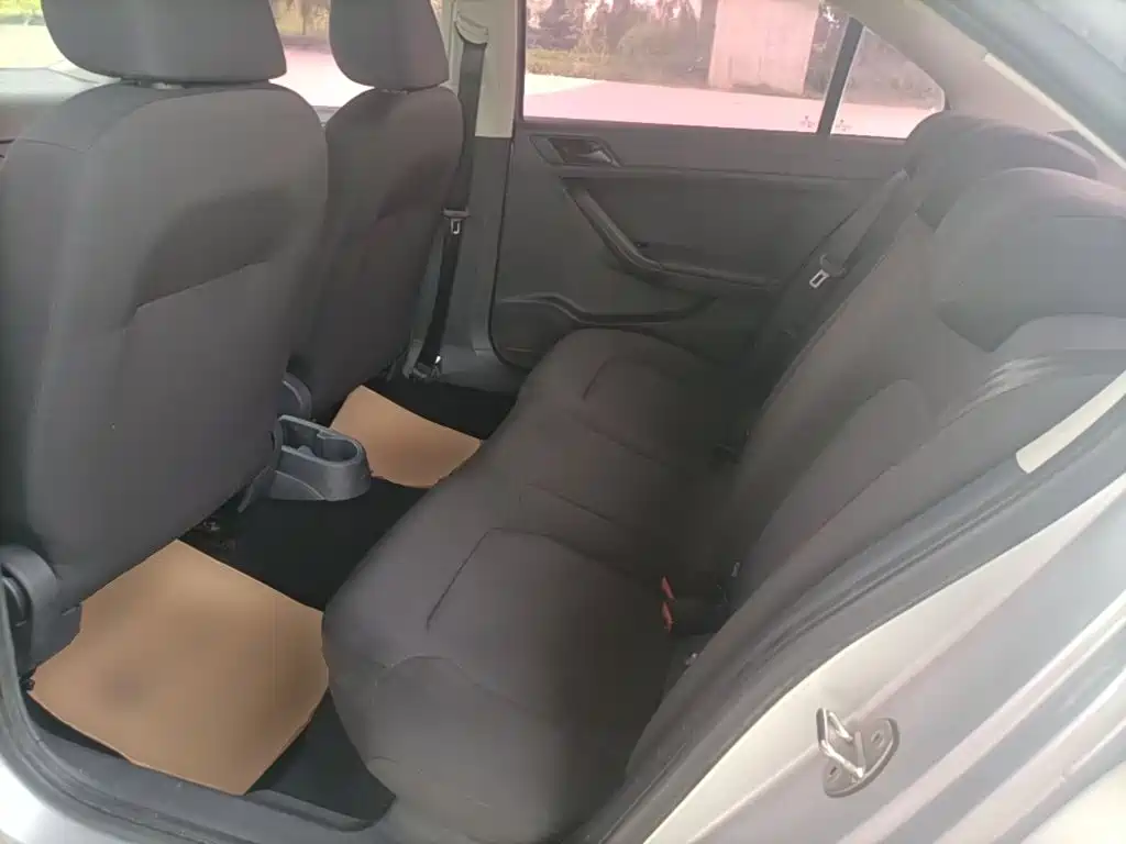Volkswagen Jetta 2015 Value Edition 1.6L Manual Fashion