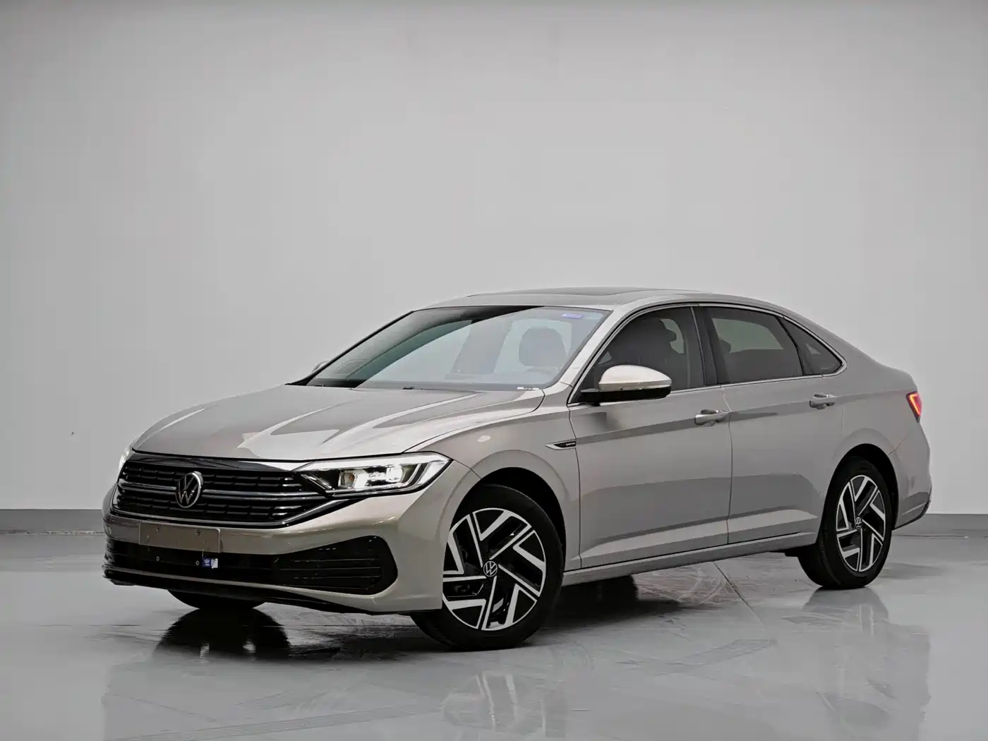 Volkswagen Sagitar 2023 Model Year 280TSI DSG Surpass Edition