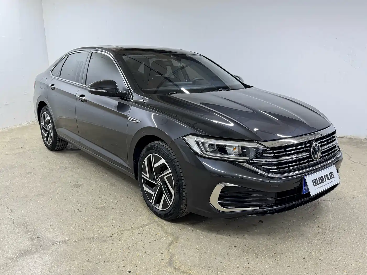 Volkswagen Sagitar 2023 280TSI DSG Surpass Plus Edition