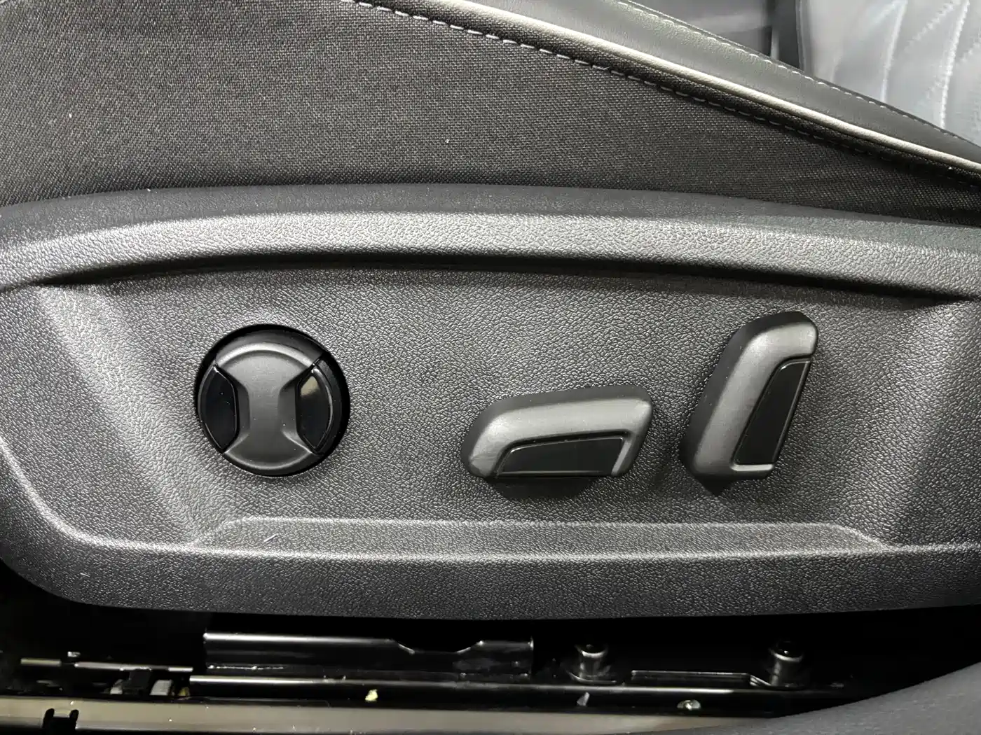 Volkswagen Sagitar 2023 280TSI DSG Surpass Plus Edition