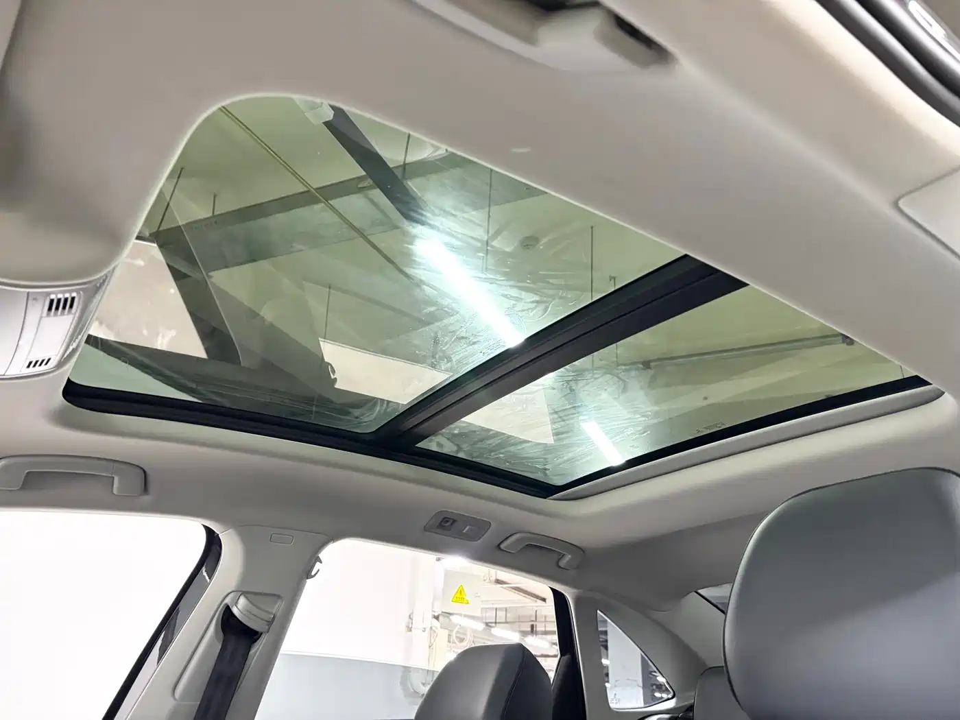 Volkswagen Sagitar 2023 280TSI DSG Surpass Plus Edition