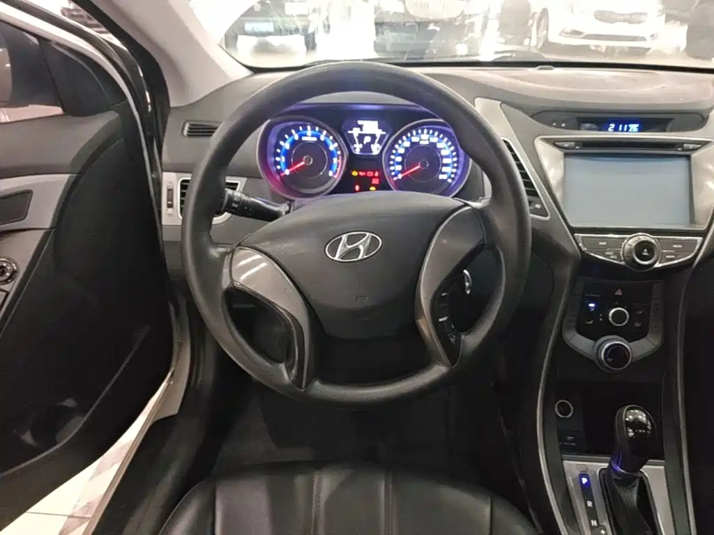Hyundai Langdong 2016 1.6L Automatic Smart Edition