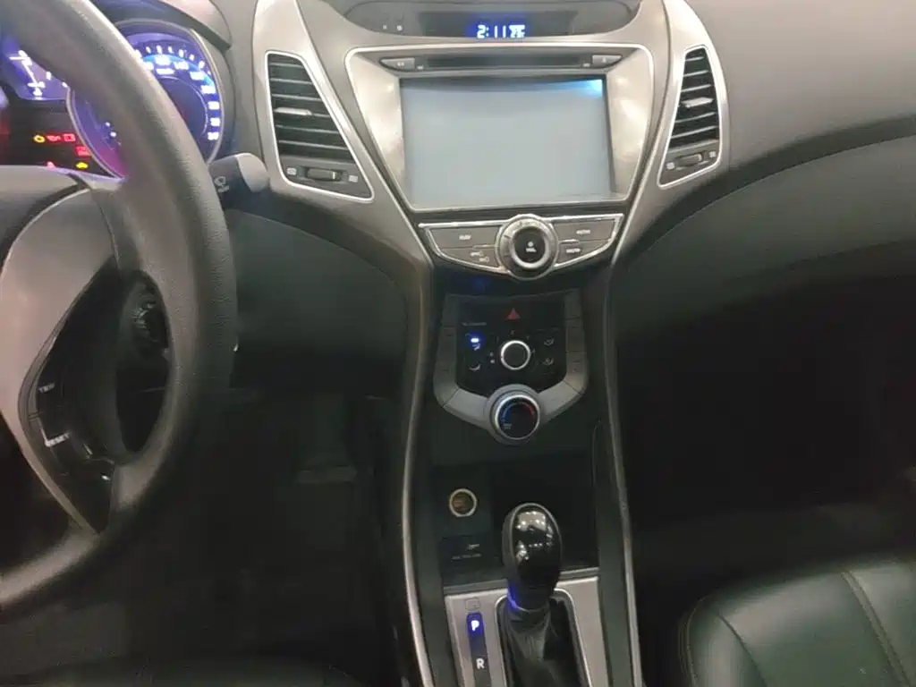 Hyundai Langdong 2016 1.6L Automatic Smart Edition