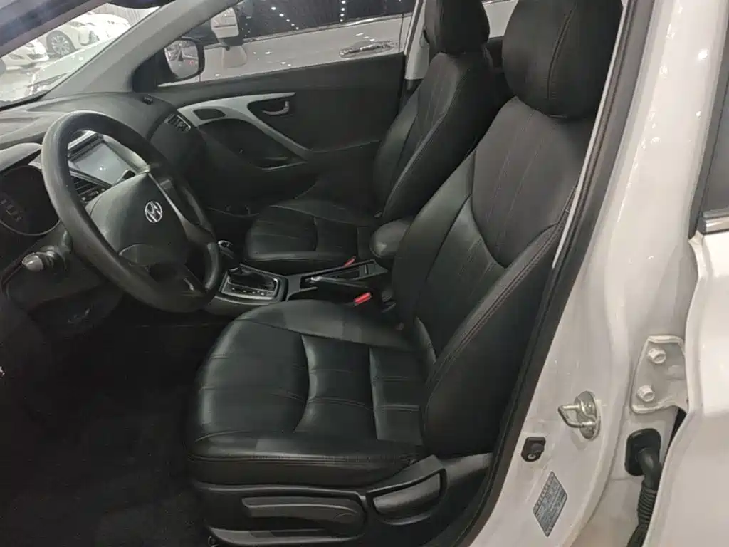 Hyundai Langdong 2016 1.6L Automatic Smart Edition