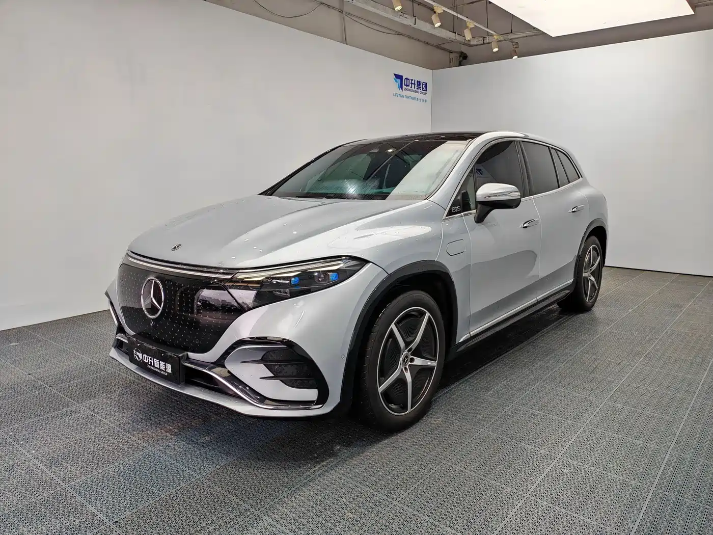 Mercedes-Benz Mercedes-Benz EQS SUV 2023 450 4MATIC Pioneer Edition