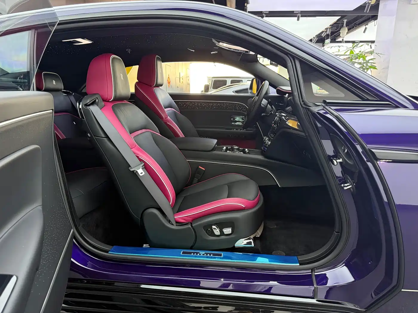 Rolls-Royce Spectre 2024 Standard Model