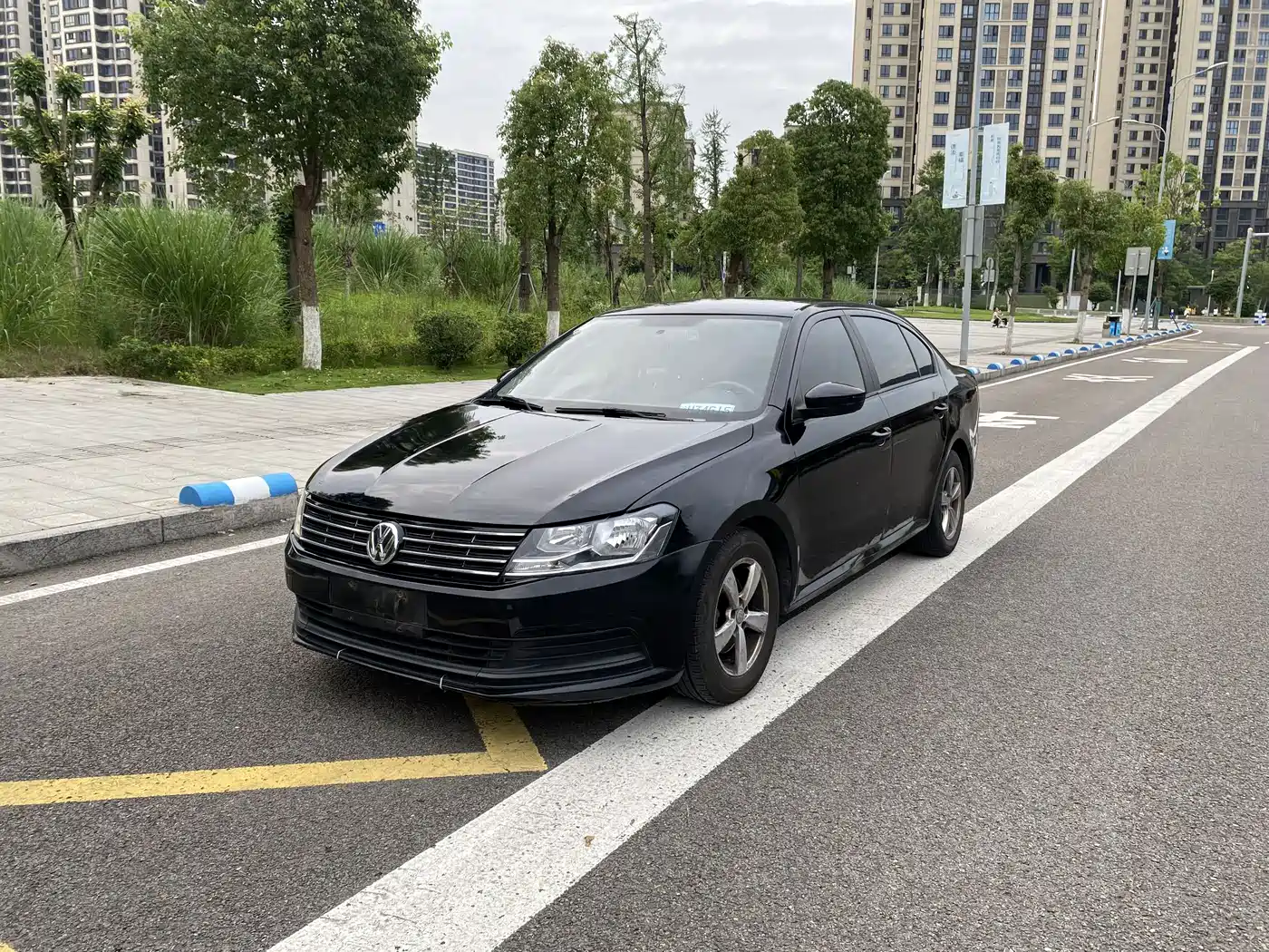 Volkswagen Lavida 2015 1.6L Manual Trend Edition