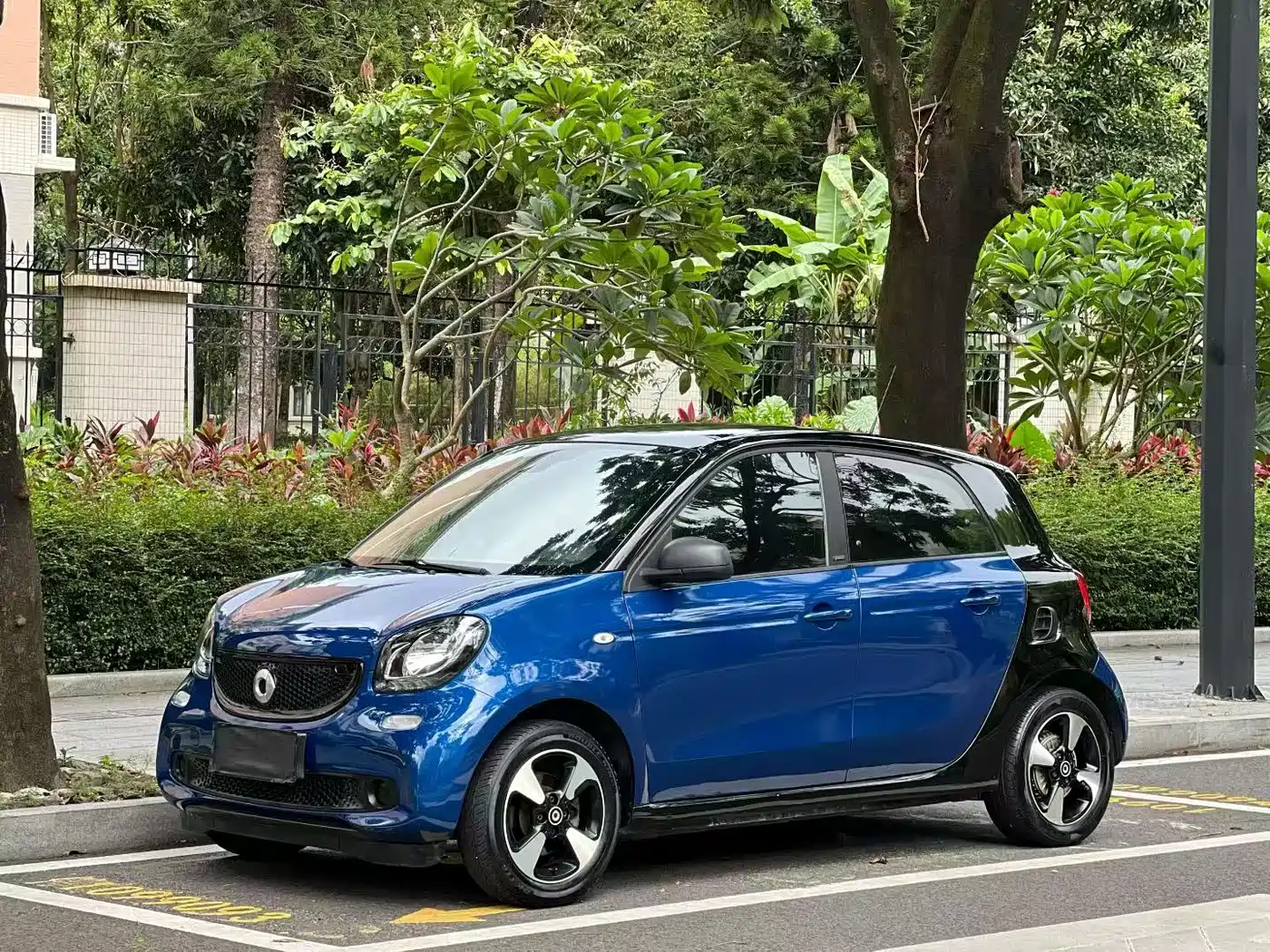 smart smart forfour 2018 1.0L 52kW Passion Edition