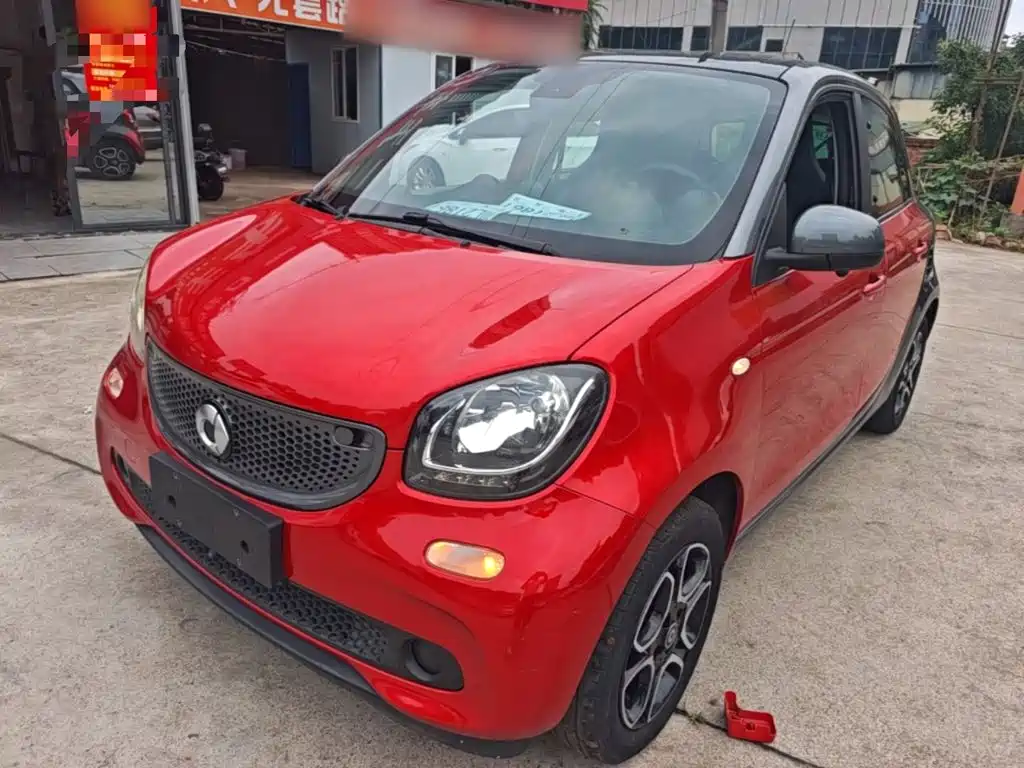 smart smart forfour 2016 Model 0.9T 66kW Pioneer Edition