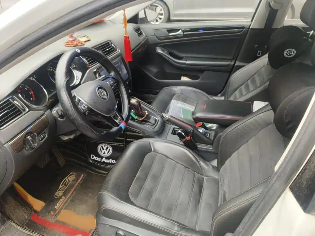 Volkswagen Sagitar 2017 230TSI Automatic Luxury