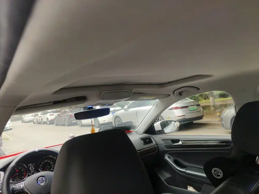 Volkswagen Sagitar 2017 230TSI Automatic Luxury