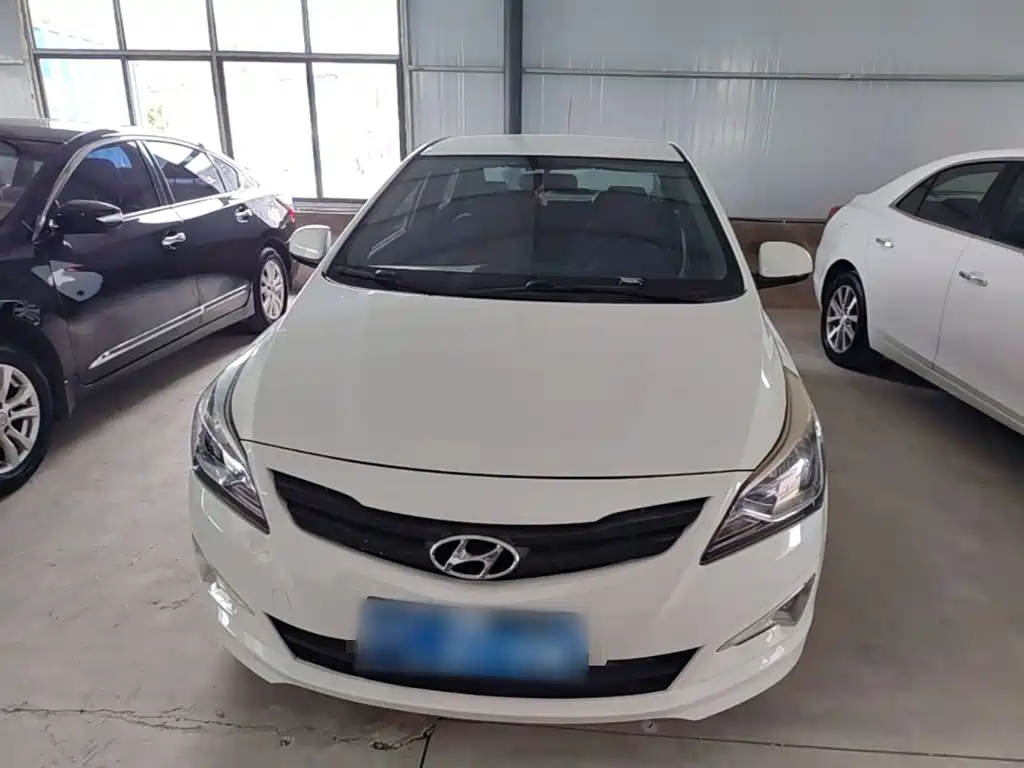 Hyundai Verna 2014 1.4L Manual Smart GLS