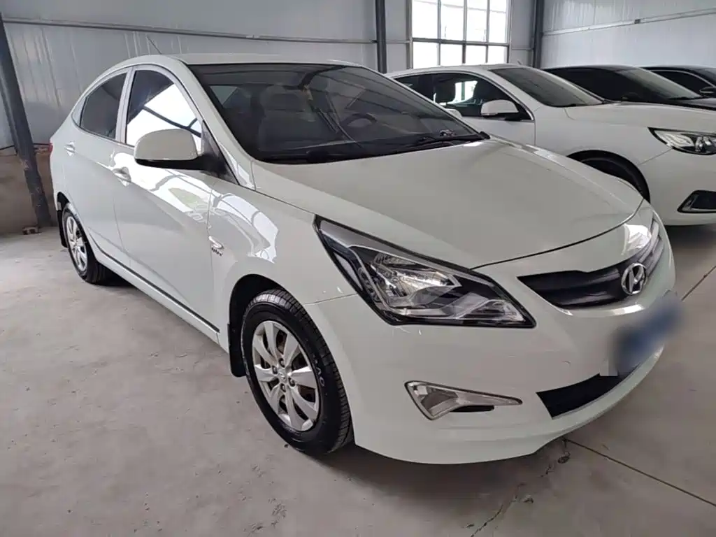 Hyundai Verna 2014 1.4L Manual Smart GLS