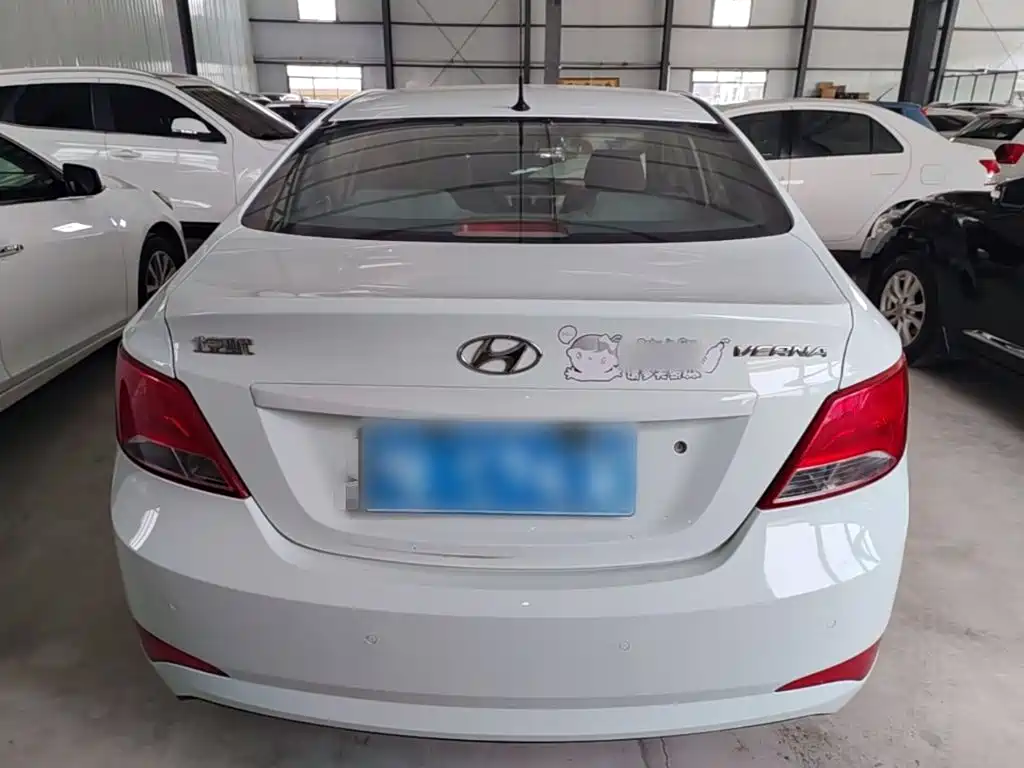 Hyundai Verna 2014 1.4L Manual Smart GLS