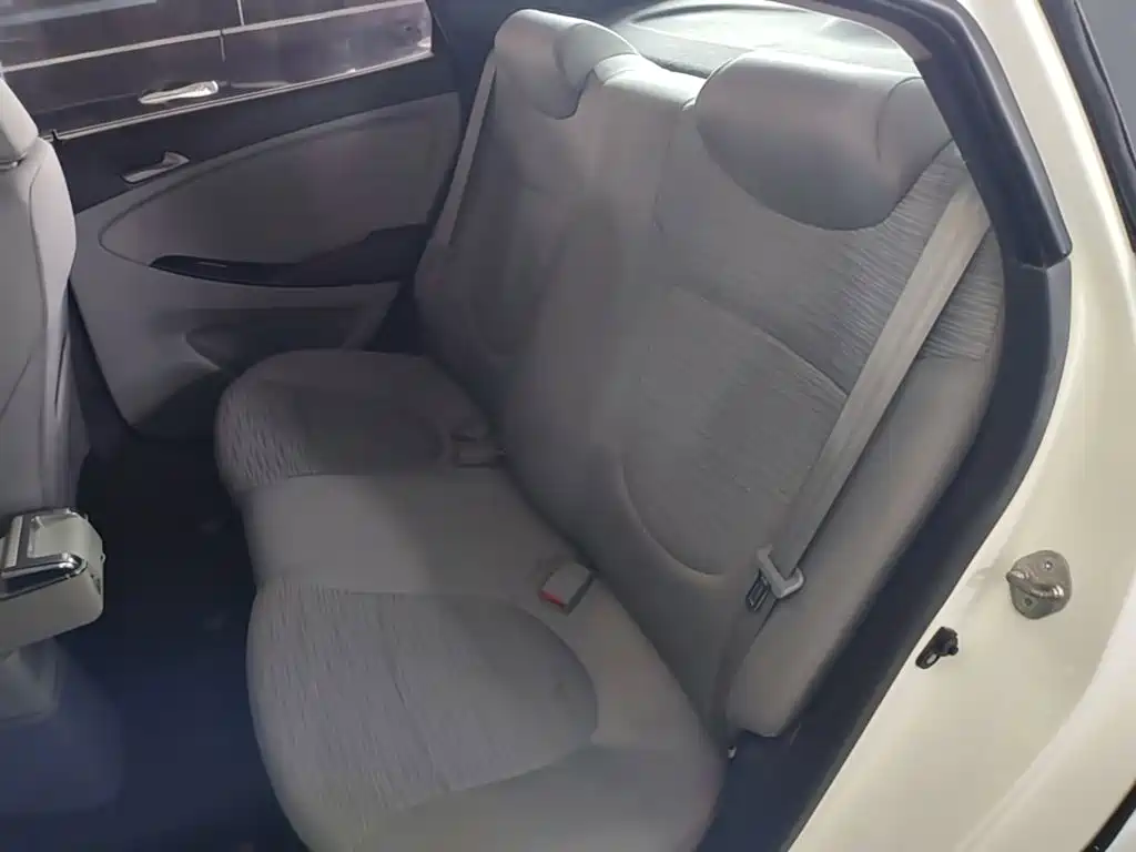 Hyundai Verna 2014 1.4L Manual Smart GLS
