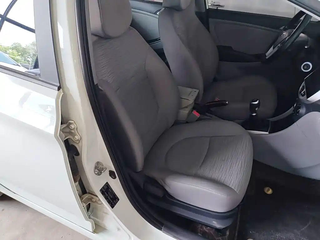 Hyundai Verna 2014 1.4L Manual Smart GLS