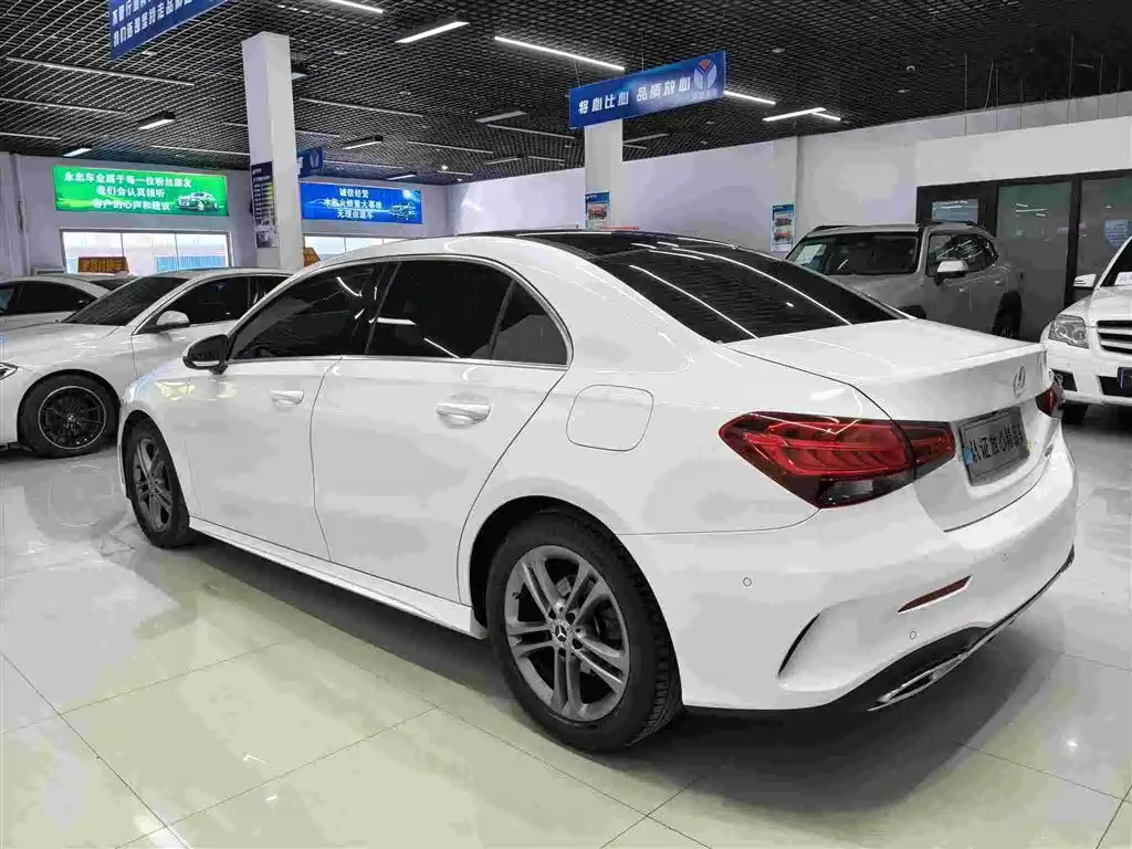 Mercedes-Benz Mercedes-Benz A-Class 2020 Second Facelift A 180 L Sport Sedan
