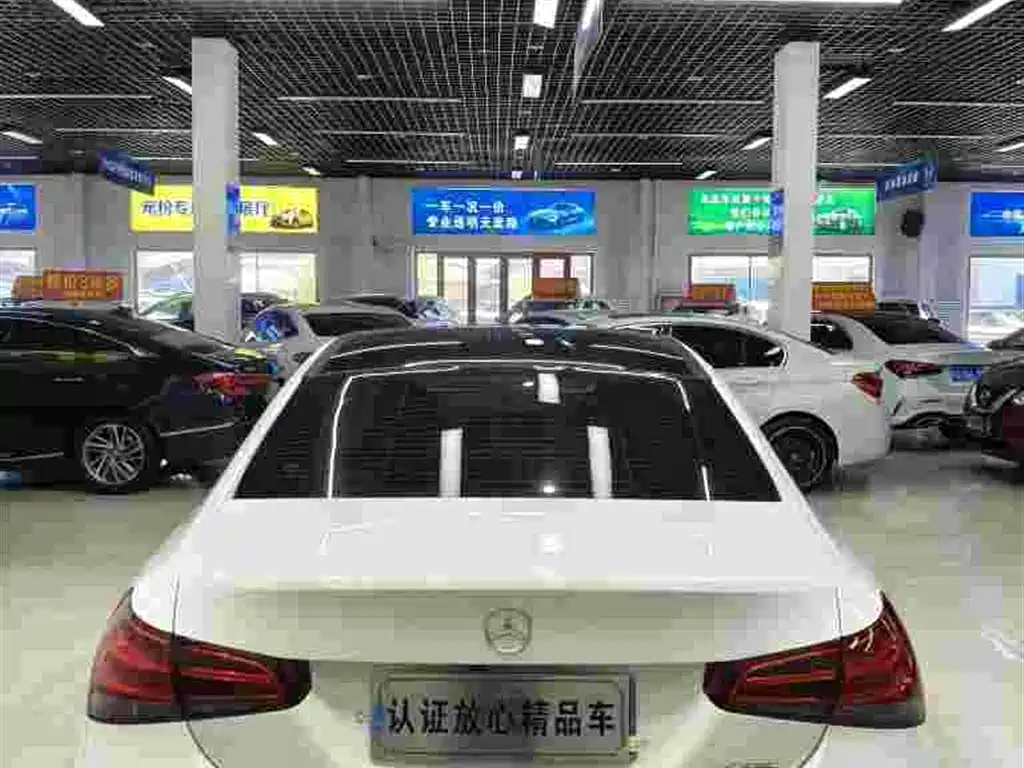 Mercedes-Benz Mercedes-Benz A-Class 2020 Second Facelift A 180 L Sport Sedan