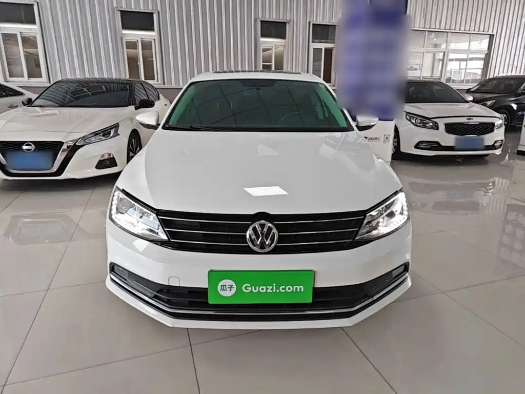 Volkswagen Sagitar 2015 230TSI Automatic Comfort