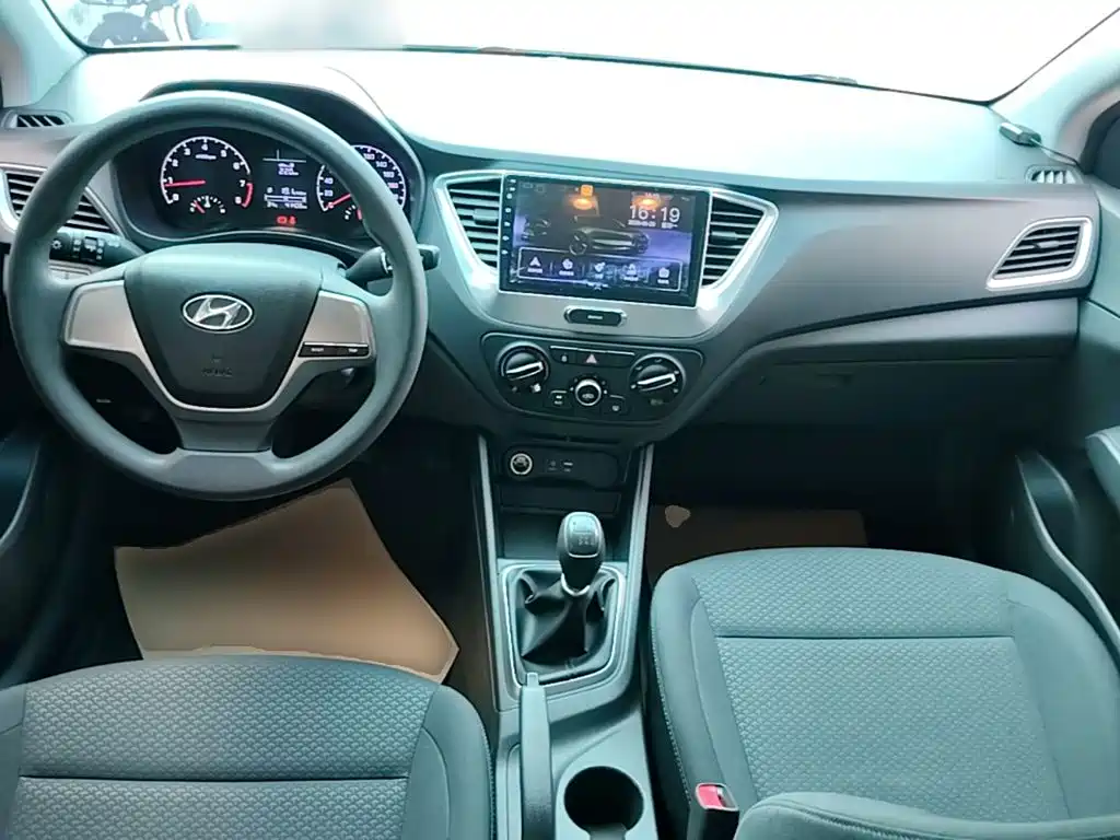 Hyundai Hyundai Verna 2016 1.4L Manual Cool Edition GLS