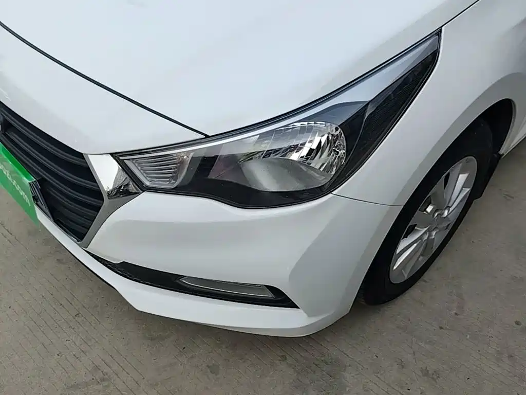 Hyundai Hyundai Verna 2016 1.4L Manual Cool Edition GLS