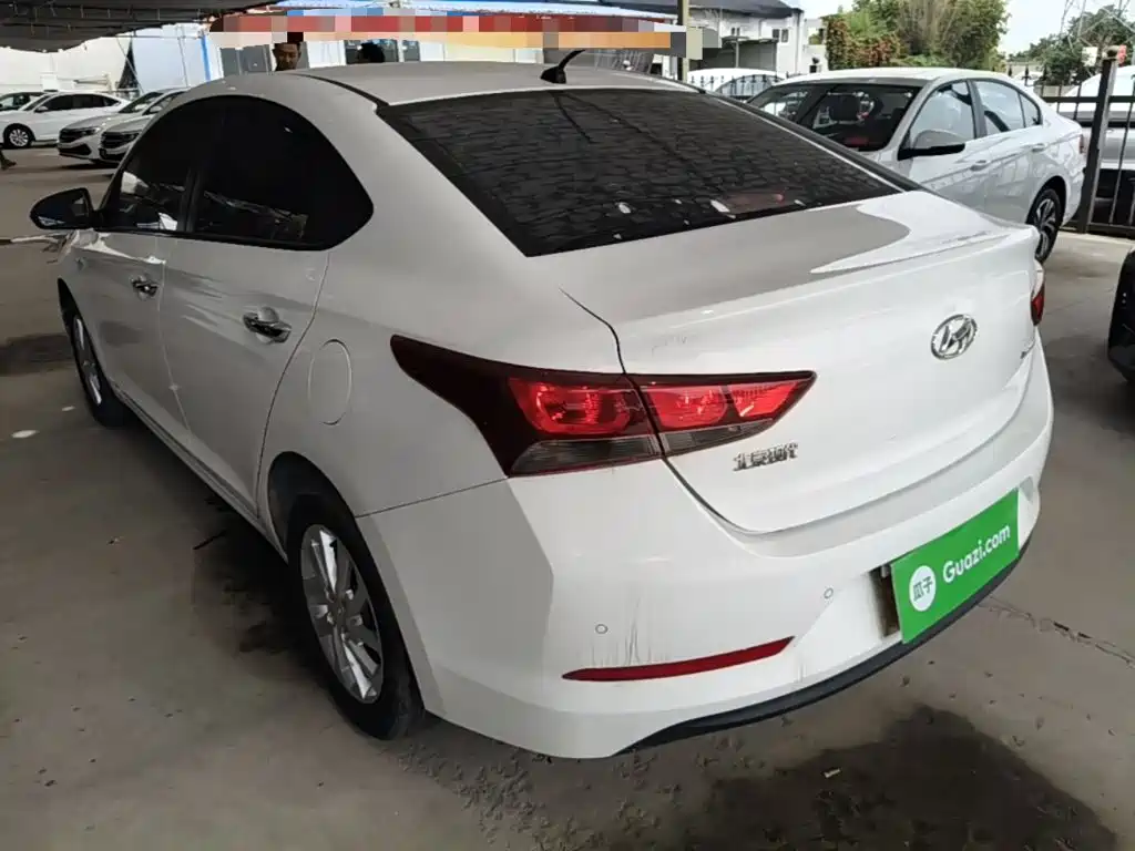 Hyundai Hyundai Verna 2016 1.4L Automatic Cool Edition GLS