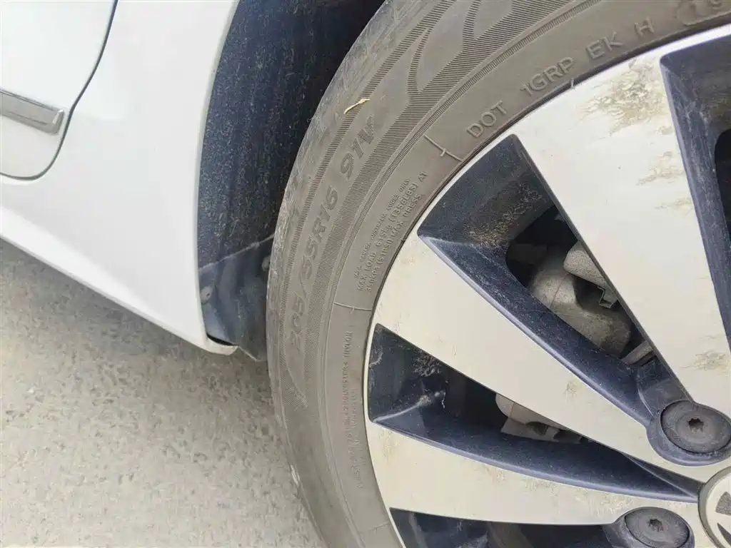 Volkswagen Sagitar 2017 230TSI Automatic Comfort