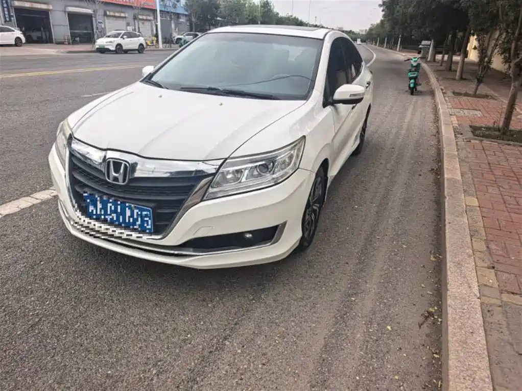 Honda Lingpai 2017 1.8L CVT Luxury Special Edition