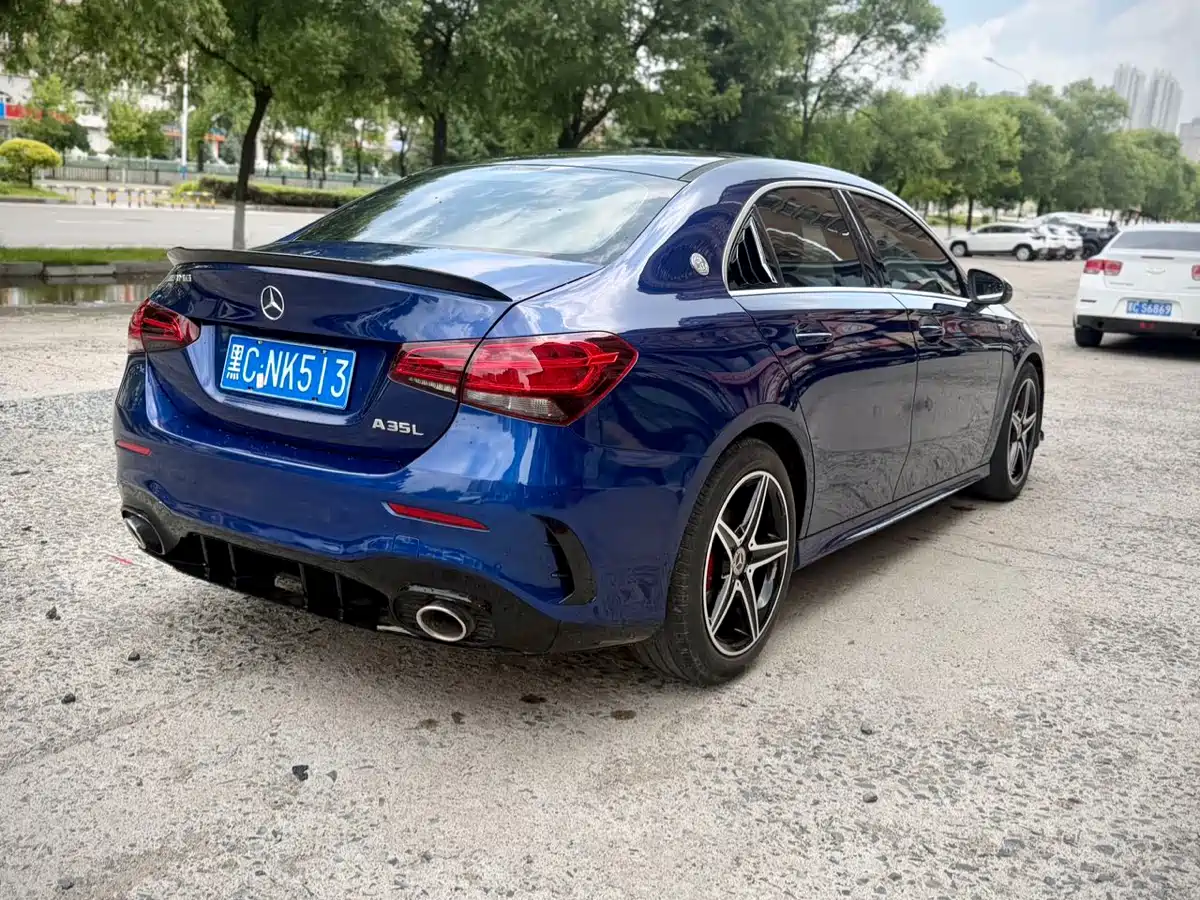 Mercedes-Benz Mercedes-Benz A-Class 2021 A 180 L Sports Sedan
