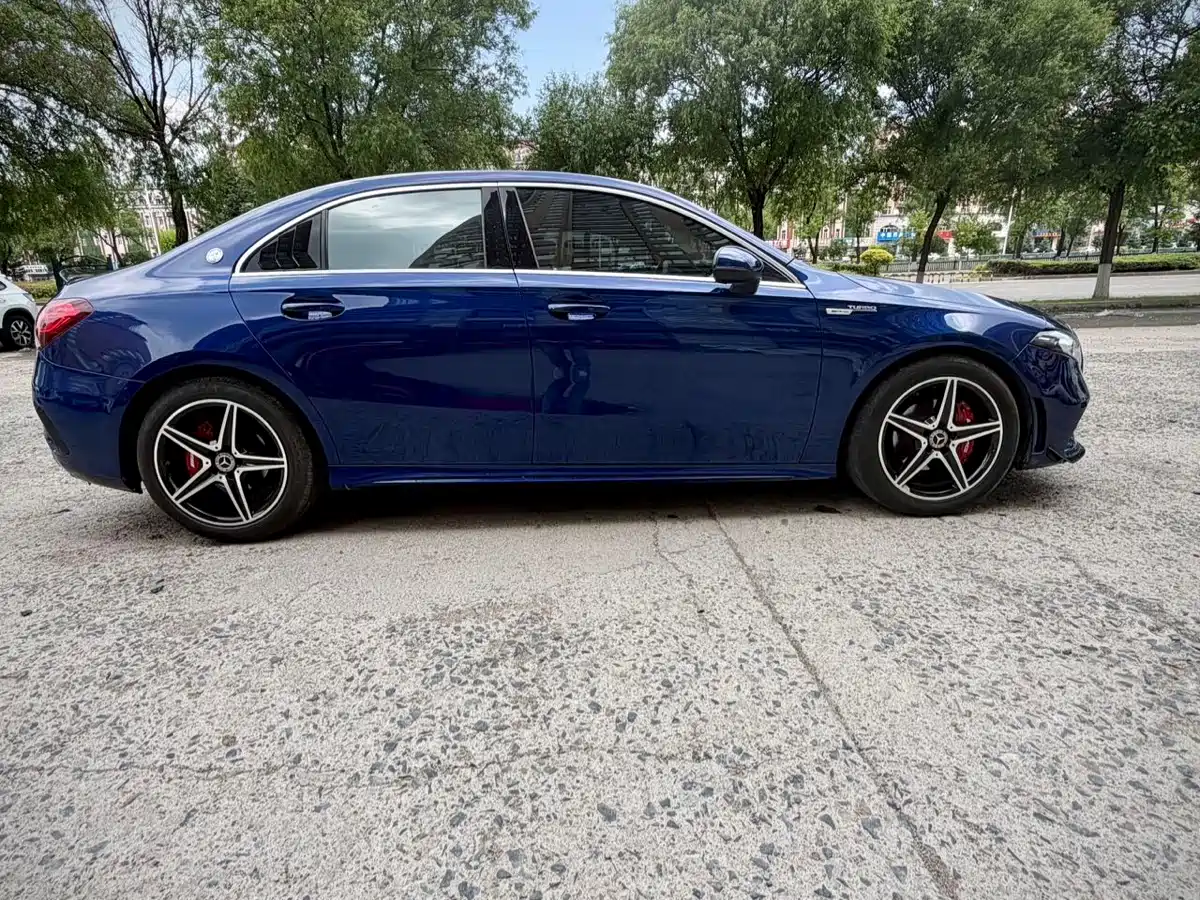 Mercedes-Benz Mercedes-Benz A-Class 2021 A 180 L Sports Sedan