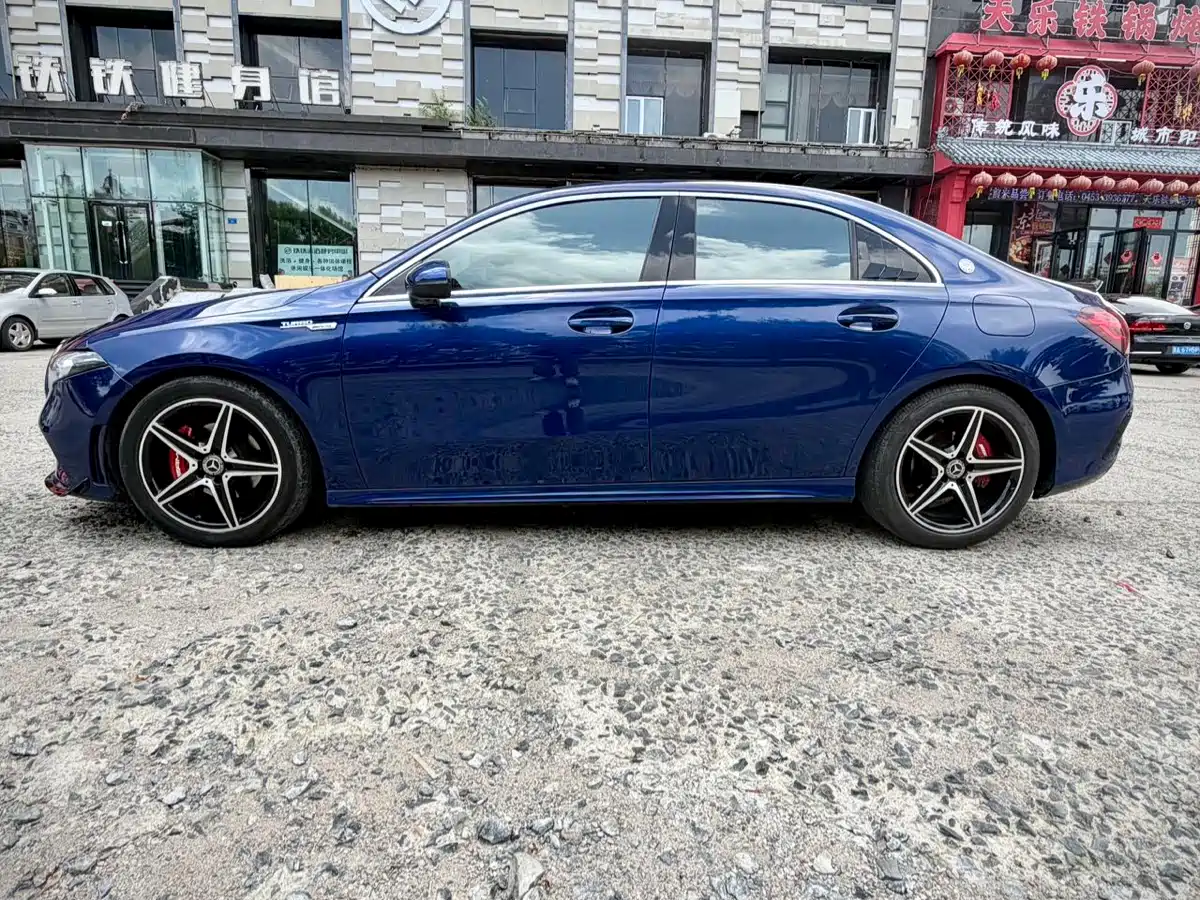 Mercedes-Benz Mercedes-Benz A-Class 2021 A 180 L Sports Sedan