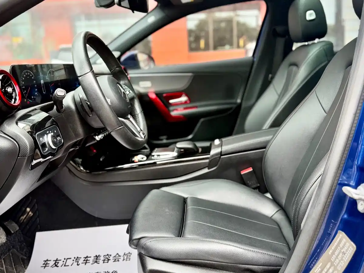 Mercedes-Benz Mercedes-Benz A-Class 2021 A 180 L Sports Sedan