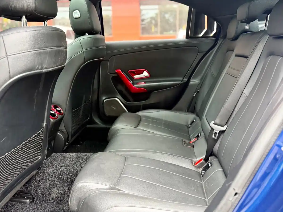 Mercedes-Benz Mercedes-Benz A-Class 2021 A 180 L Sports Sedan