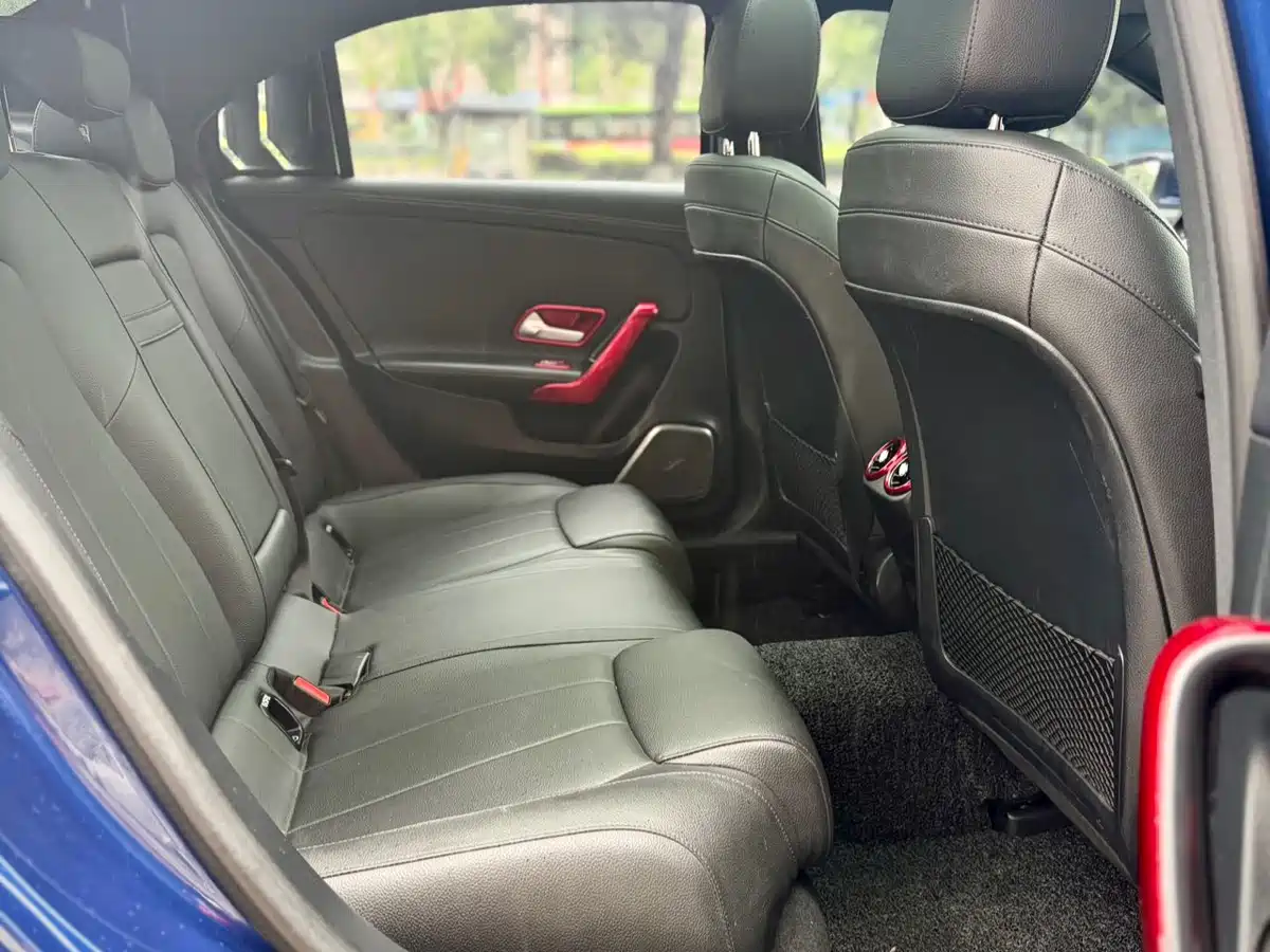 Mercedes-Benz Mercedes-Benz A-Class 2021 A 180 L Sports Sedan
