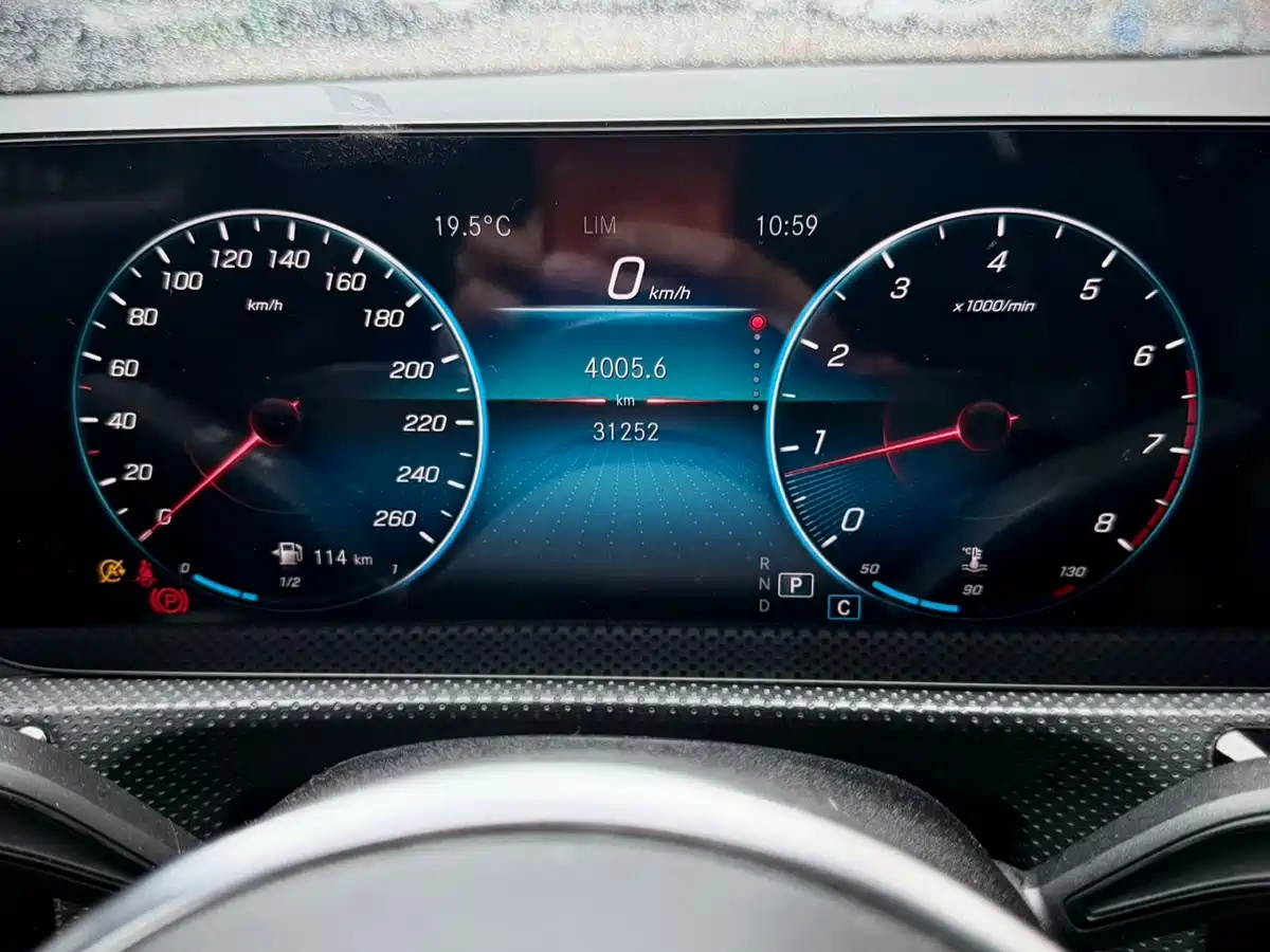 Mercedes-Benz Mercedes-Benz A-Class 2021 A 180 L Sports Sedan