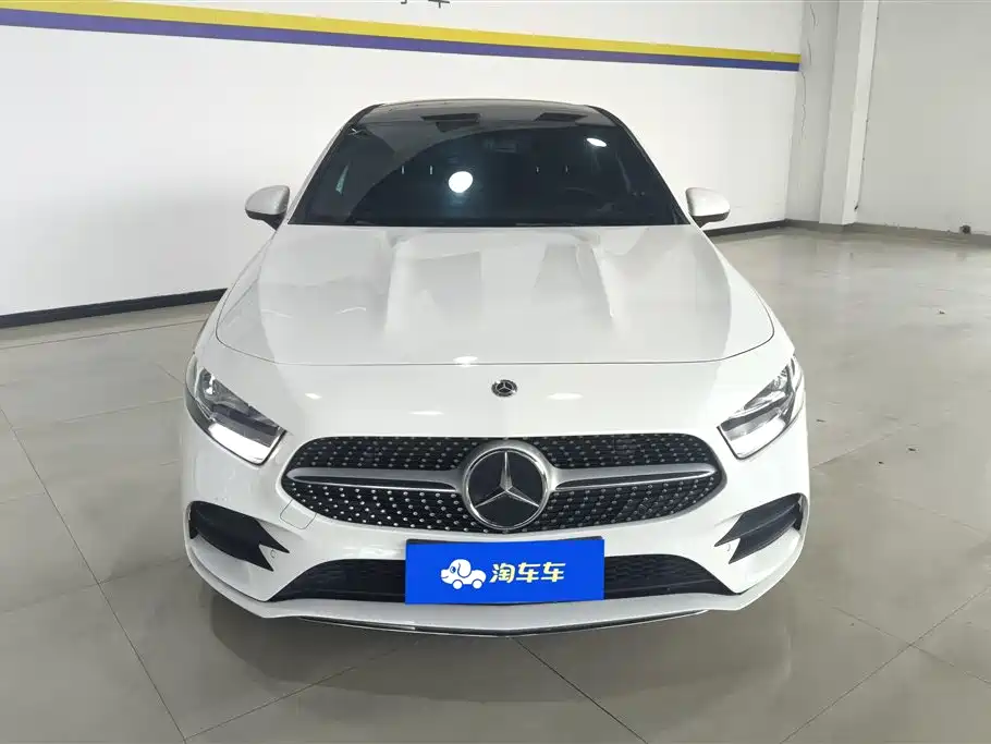 Mercedes-Benz Mercedes-Benz A-Class 2020 A 180 L Sport Sedan