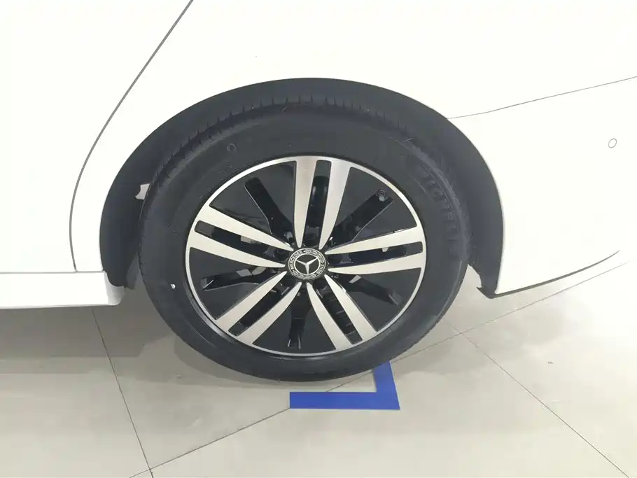 Mercedes-Benz Mercedes-Benz A-Class 2020 A 180 L Sport Sedan
