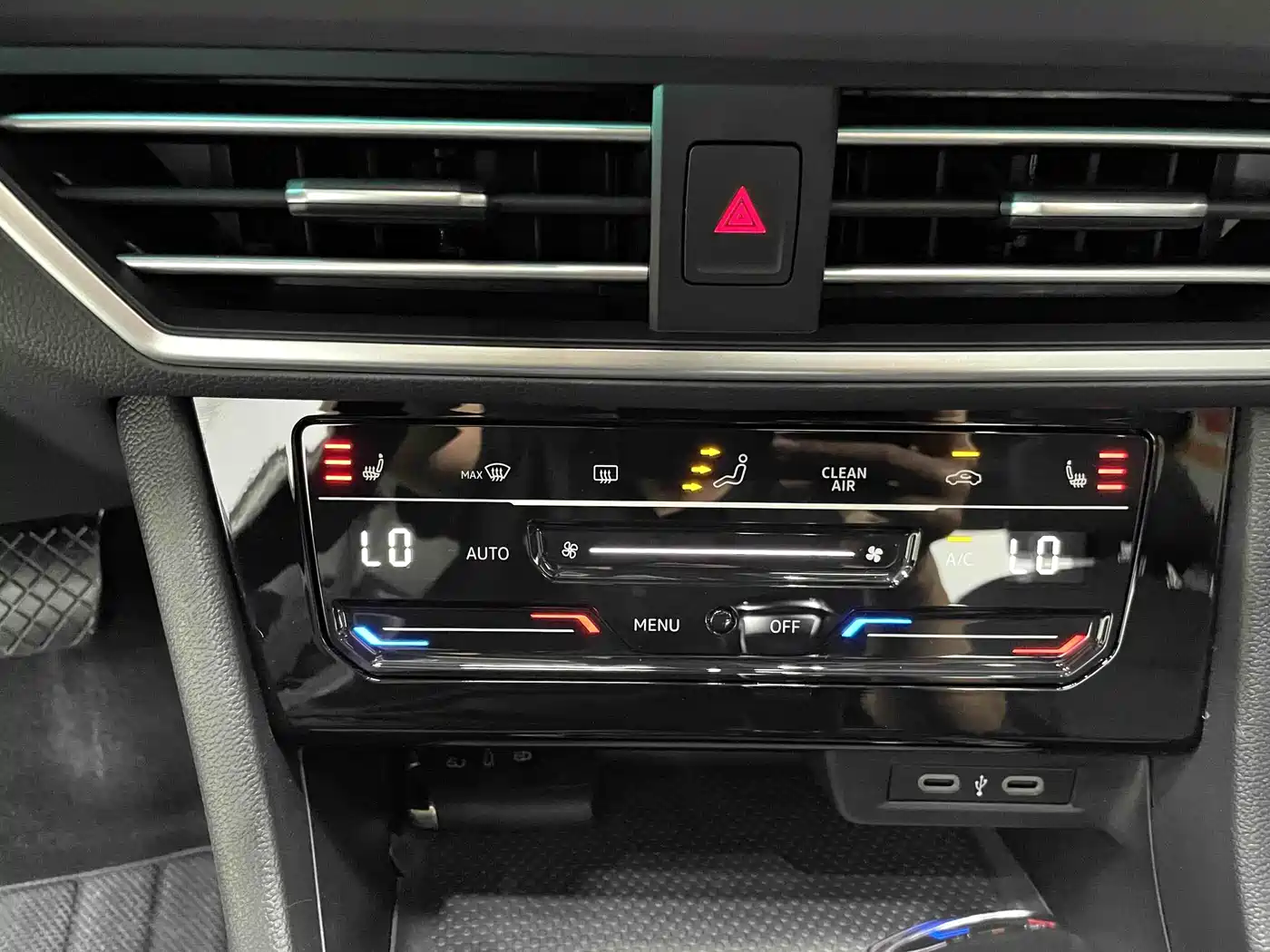 Volkswagen Sagitar 2023 280TSI DSG Beyond Lite