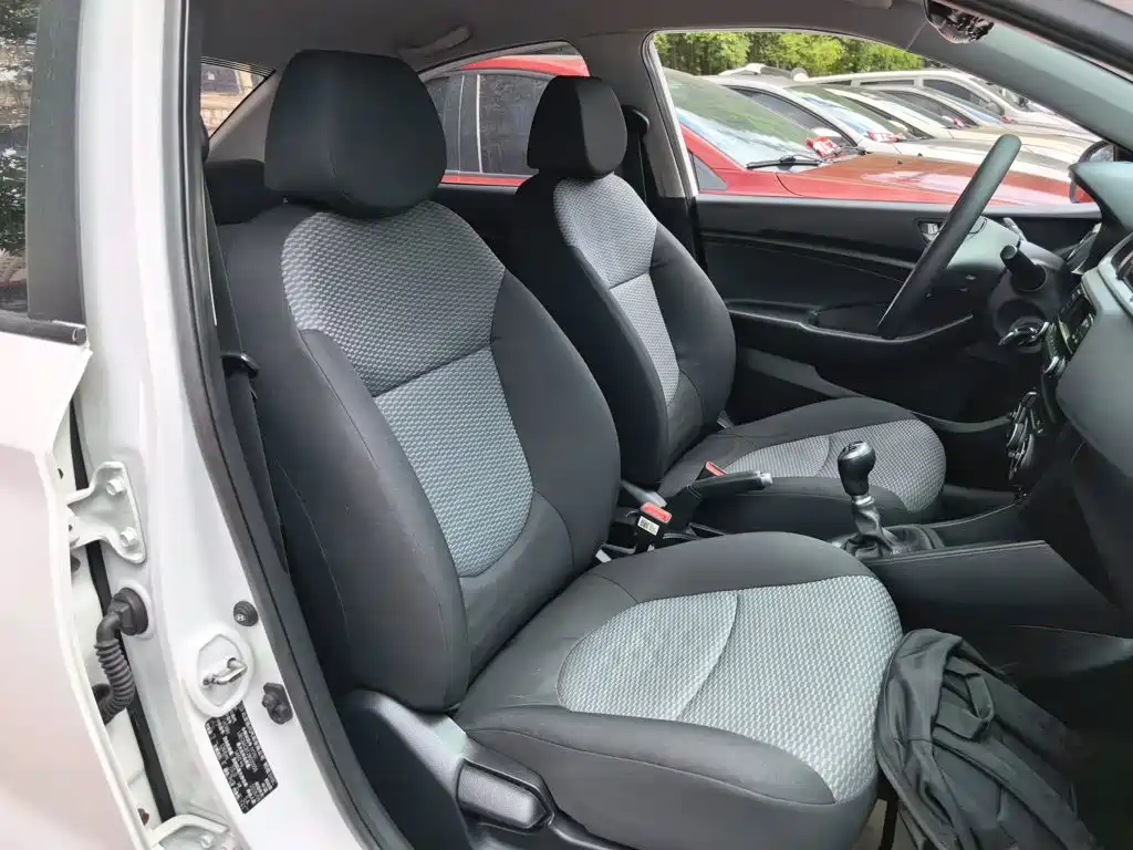 Hyundai Verna 2017 1.4L Manual Color Edition (China V)