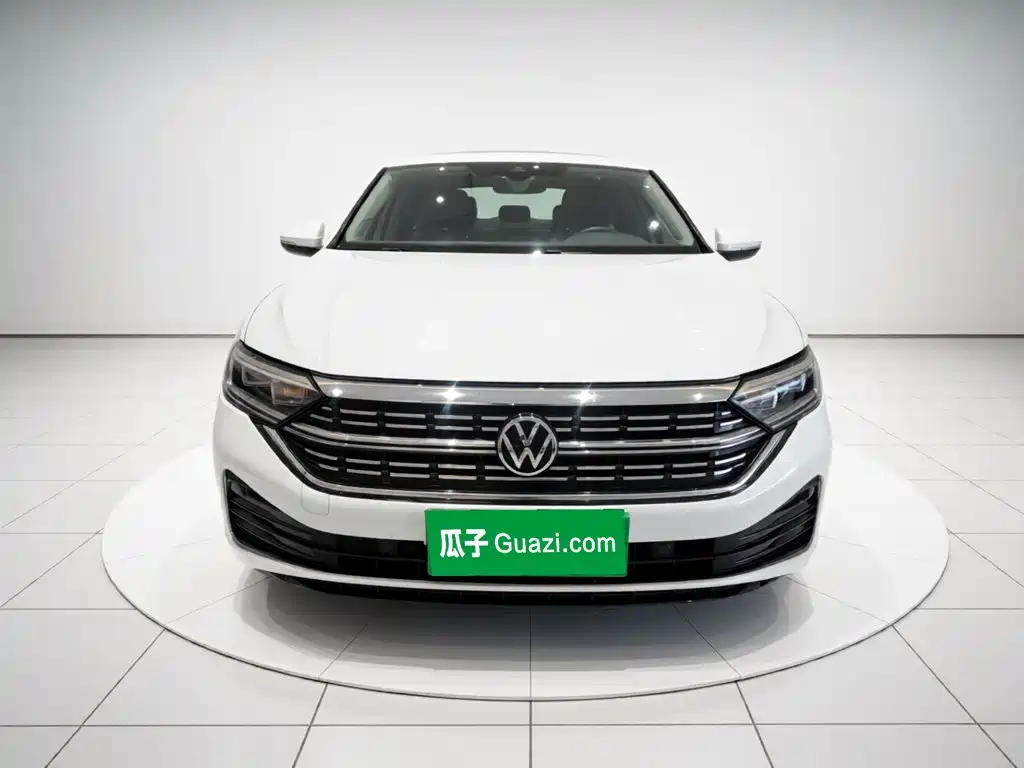 Volkswagen Sagitar 2023 Model Year 200TSI DSG Surpass Edition