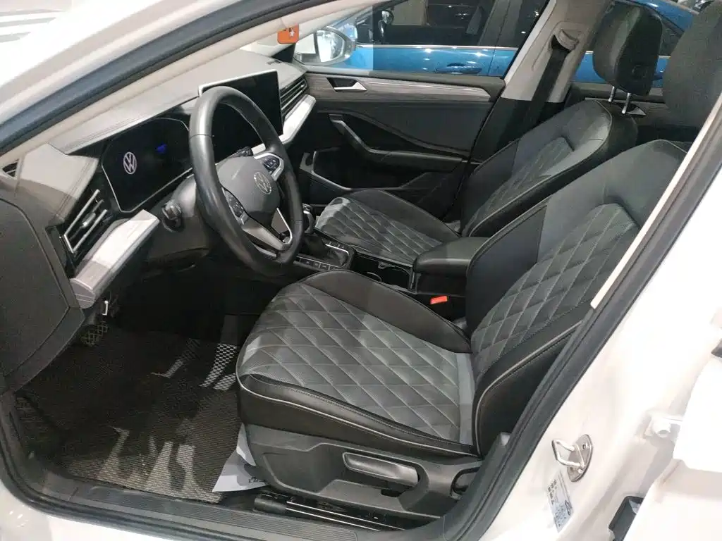 Volkswagen Sagitar 2023 Model Year 200TSI DSG Surpass Edition