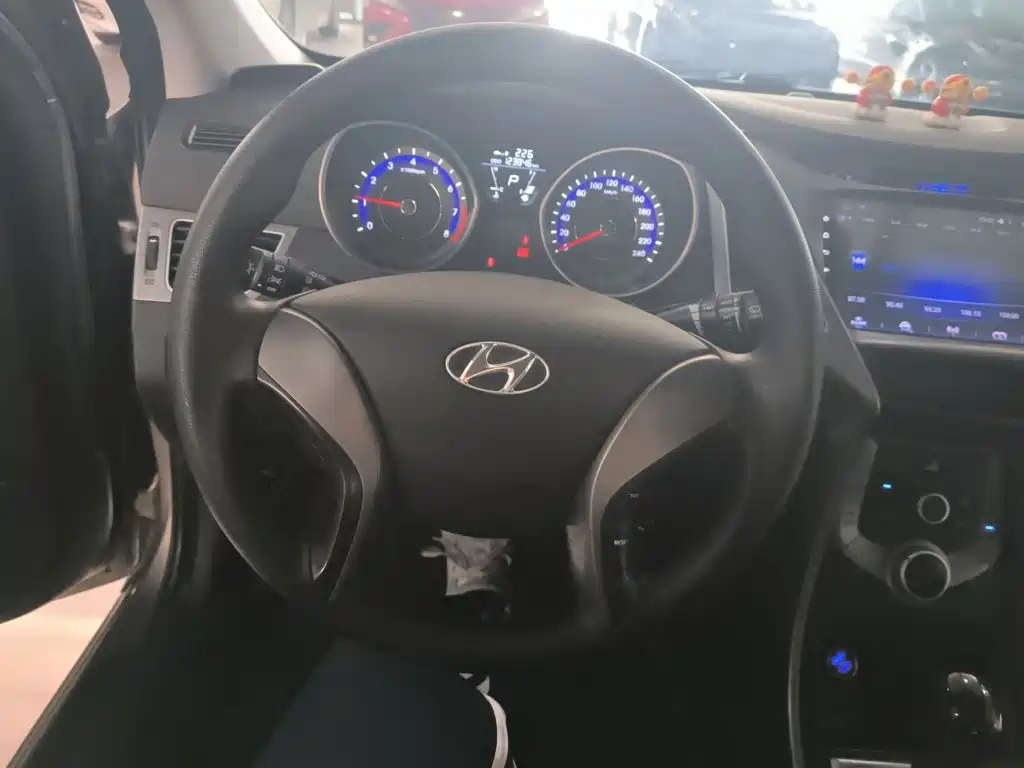Hyundai Langdong 2016 1.6L Automatic Smart Edition