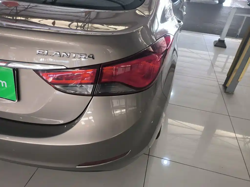 Hyundai Langdong 2016 1.6L Automatic Smart Edition