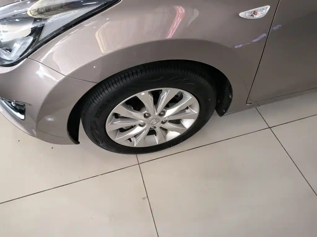 Hyundai Langdong 2016 1.6L Automatic Smart Edition