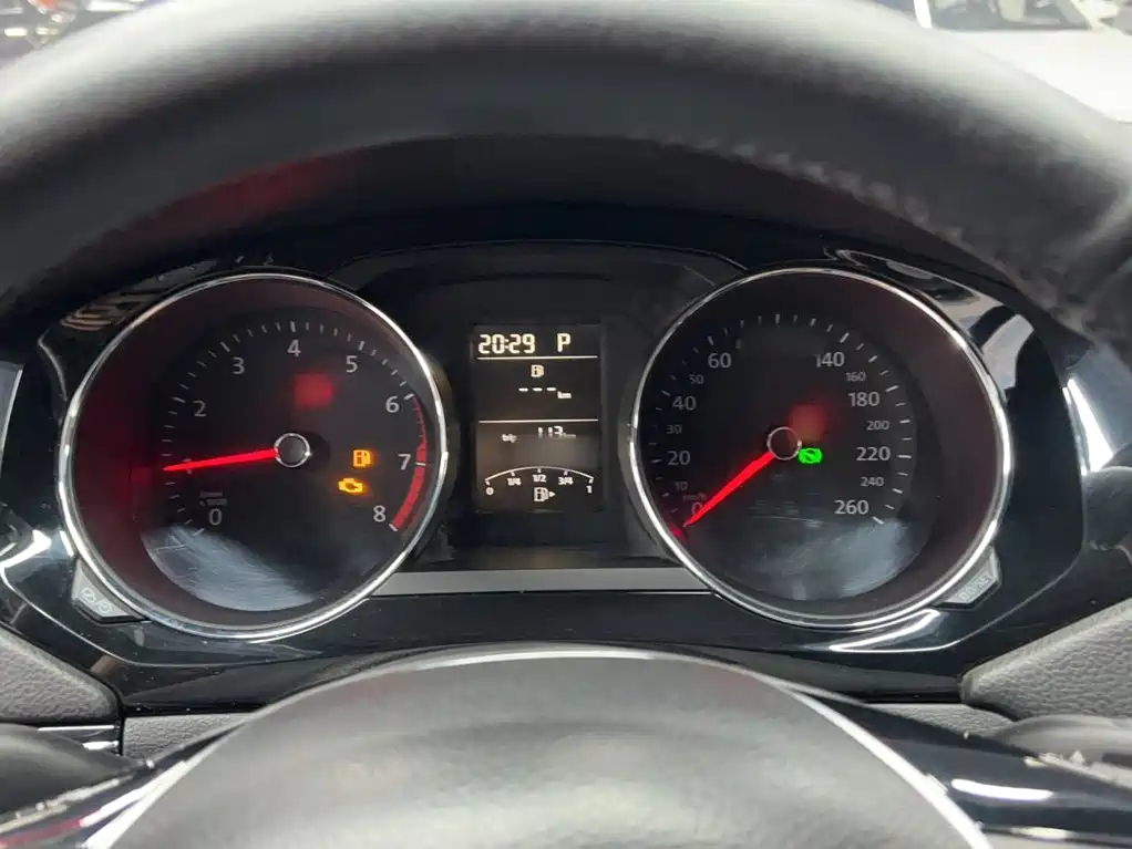 Volkswagen Sagitar 2015 1.6L Automatic Comfort